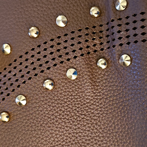 Shoulder Bag - Picture 7 of 16